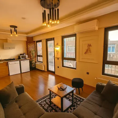 Guestport No 4 Luxury Suite, Galata Tower View, Balcony, 2 Bathrooms דירה *
